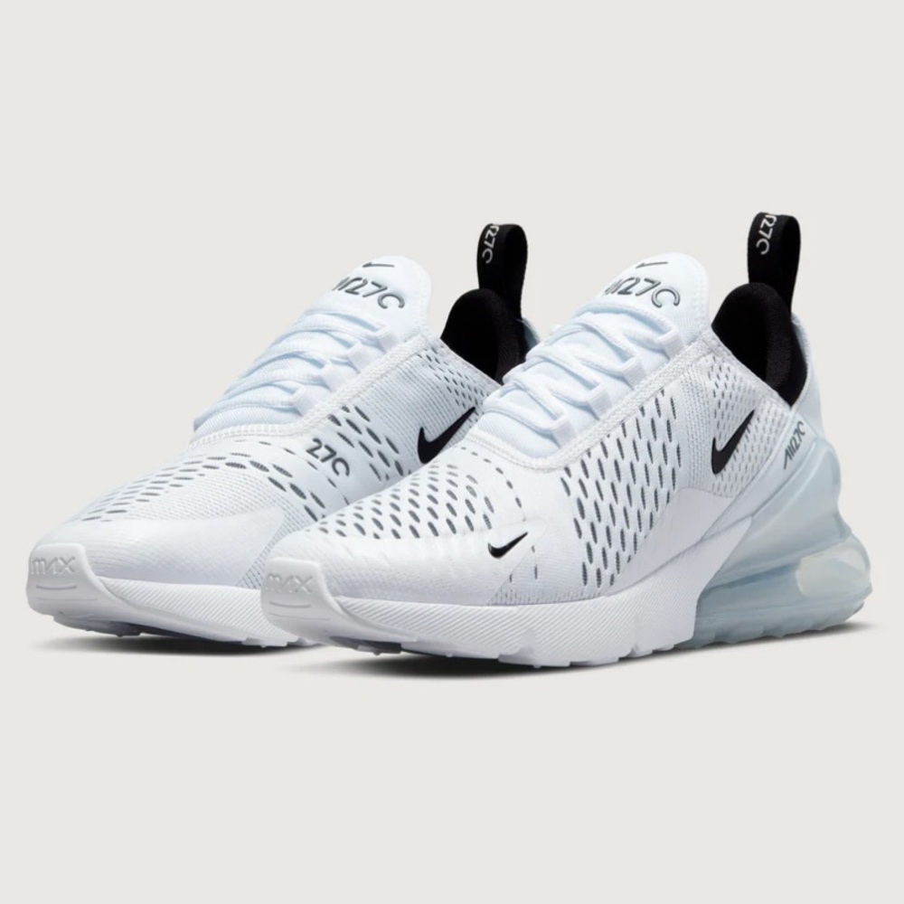 Nike Women's Air Max 270 Sneaker Black White 6.5 - Picture 15 of 16